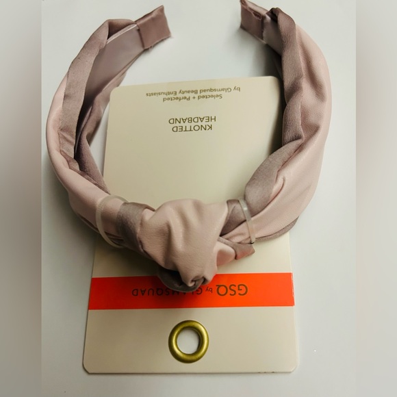 New Glamsquad Mauve Satin and Pink Faux Leather Pleated Knotted Headband - Picture 2 of 6